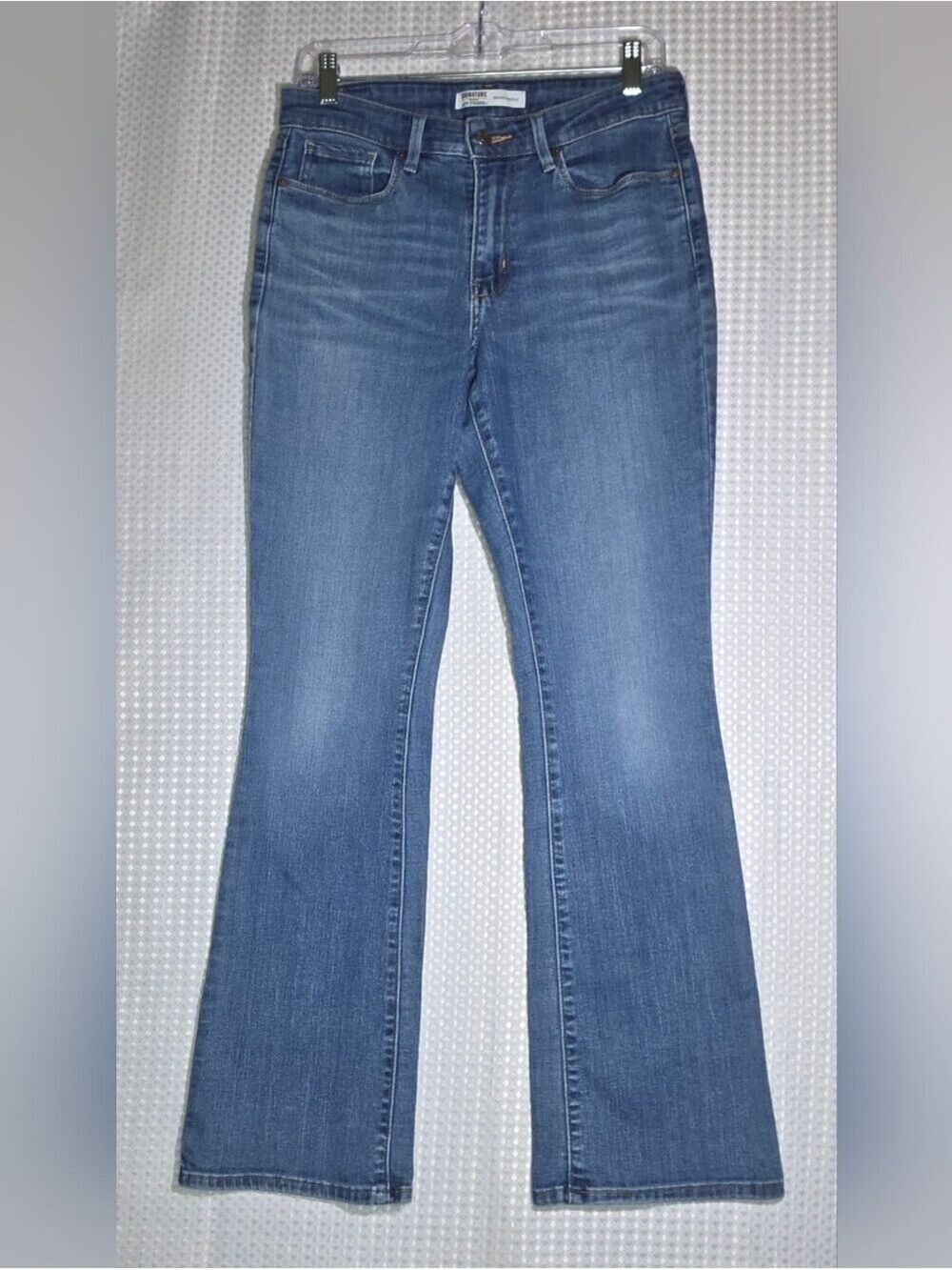 Levi Strauss Signature Gold Mid Rise Bootcut Jeans W28 L32 Coastal Prep - Picture 2 of 9